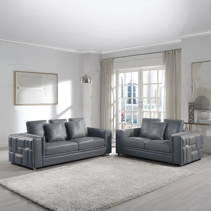 8047 LOVESEAT SOFA