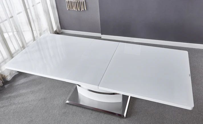 RDT218 EXTENDABLE DINING TABLE